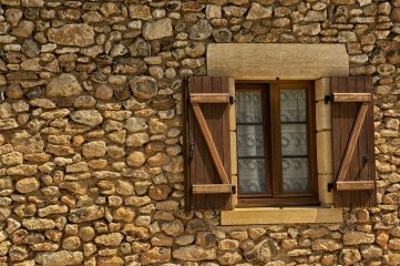 Assurer le dépannage de vos vitres à Bourgoin Jallieu : Comment faire ?